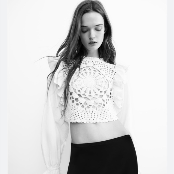 BNWT ZARA NEW WOMAN CONTRAST KNIT TOP WITH RUFFLED SLEEVES ECRU 7200/100 - Picture 3 of 10